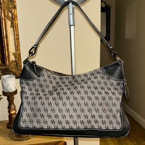 Dooney and Bourke shoulder bag